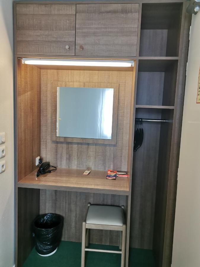 Fasthotel Paris Ouest Bouafle ภายนอก รูปภาพ
