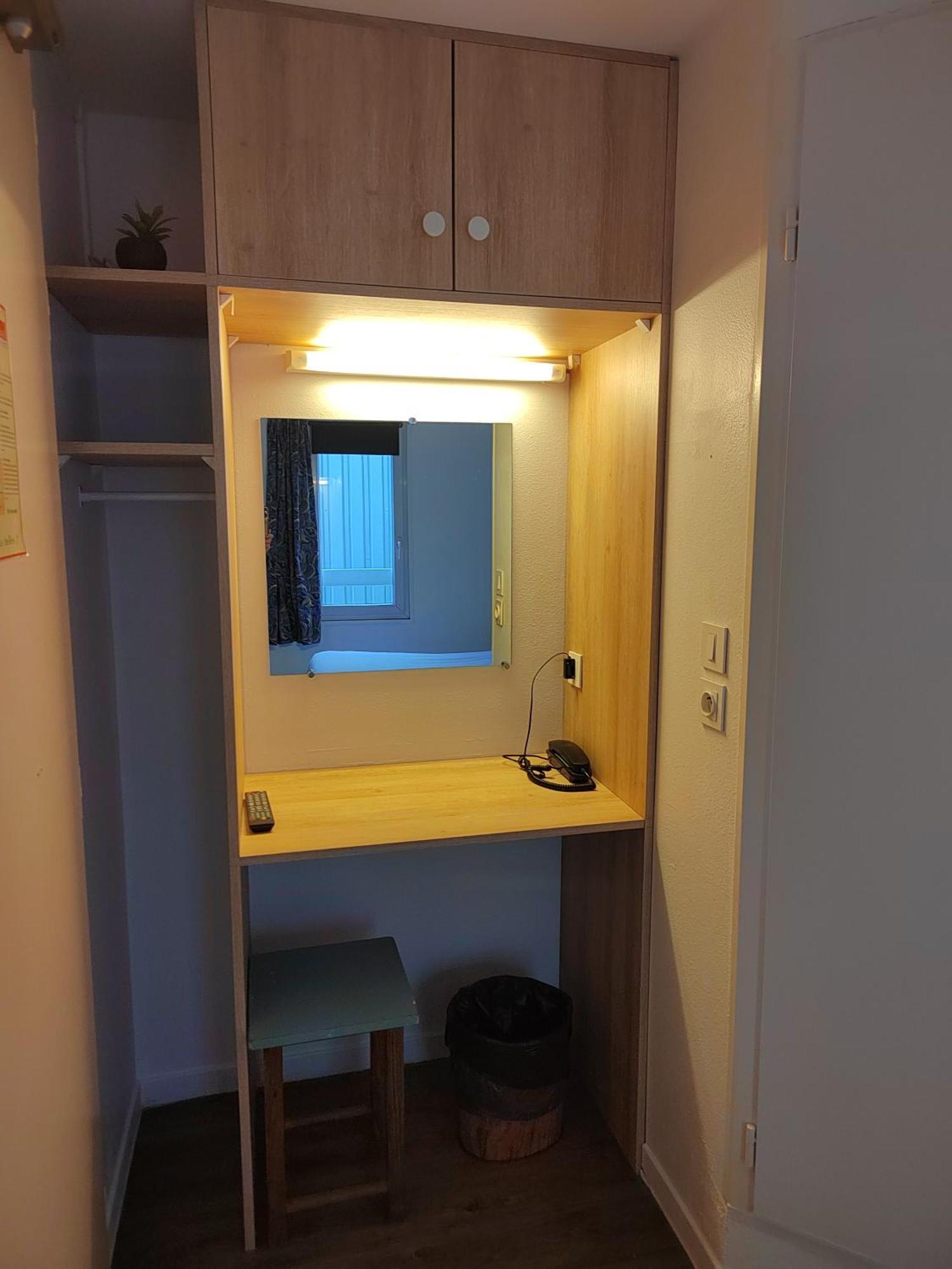 Fasthotel Paris Ouest Bouafle ภายนอก รูปภาพ