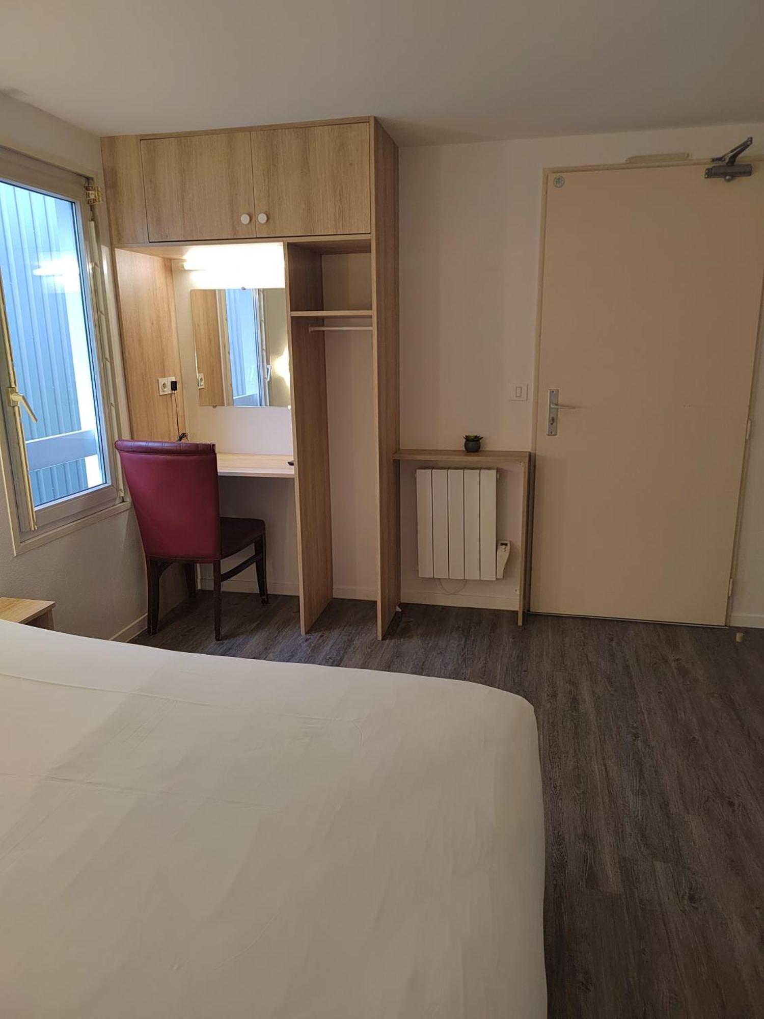 Fasthotel Paris Ouest Bouafle ภายนอก รูปภาพ